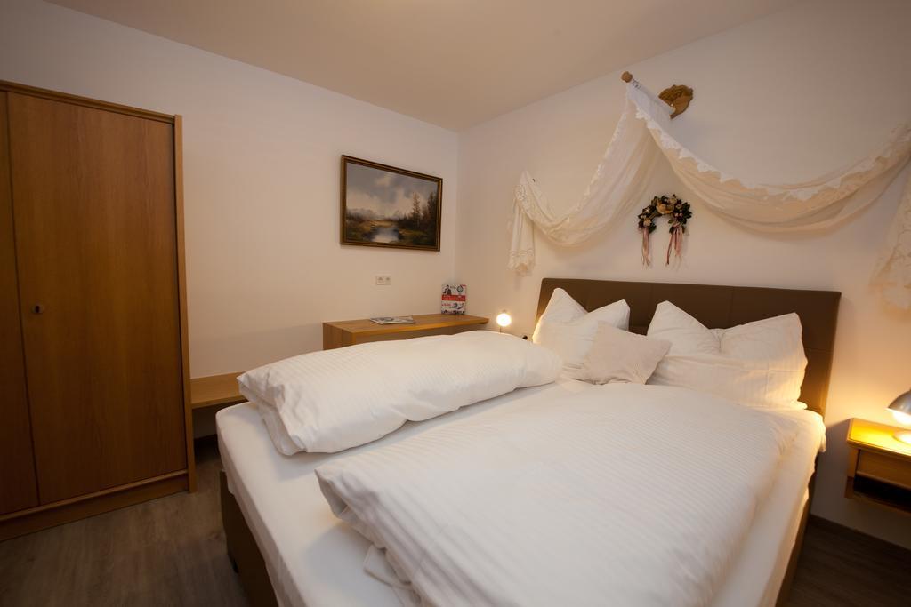 Apartamento Haus Hoffmann Sonnenalpe Nassfeld Exterior foto