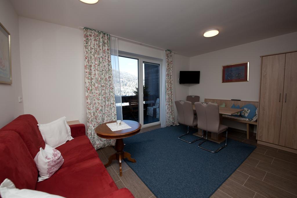 Apartamento Haus Hoffmann Sonnenalpe Nassfeld Exterior foto